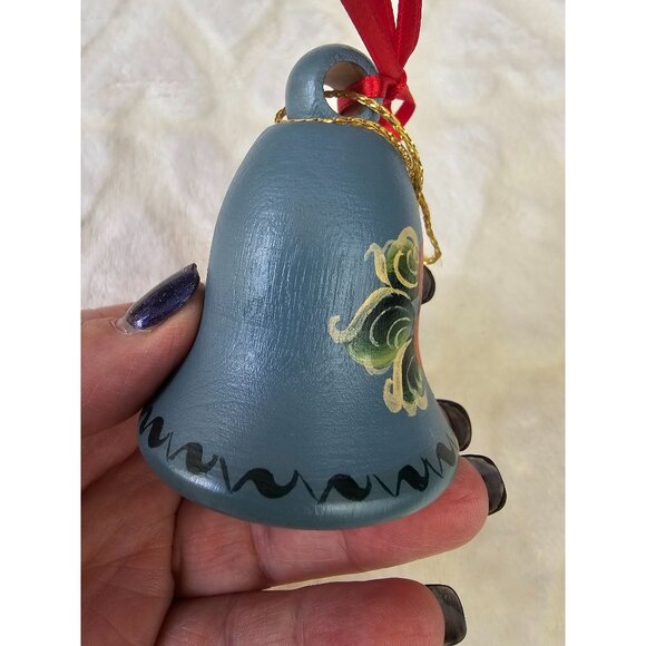Norweigen Christmas Ornament Blue Bell Artist Signed - Picture 3 of 7